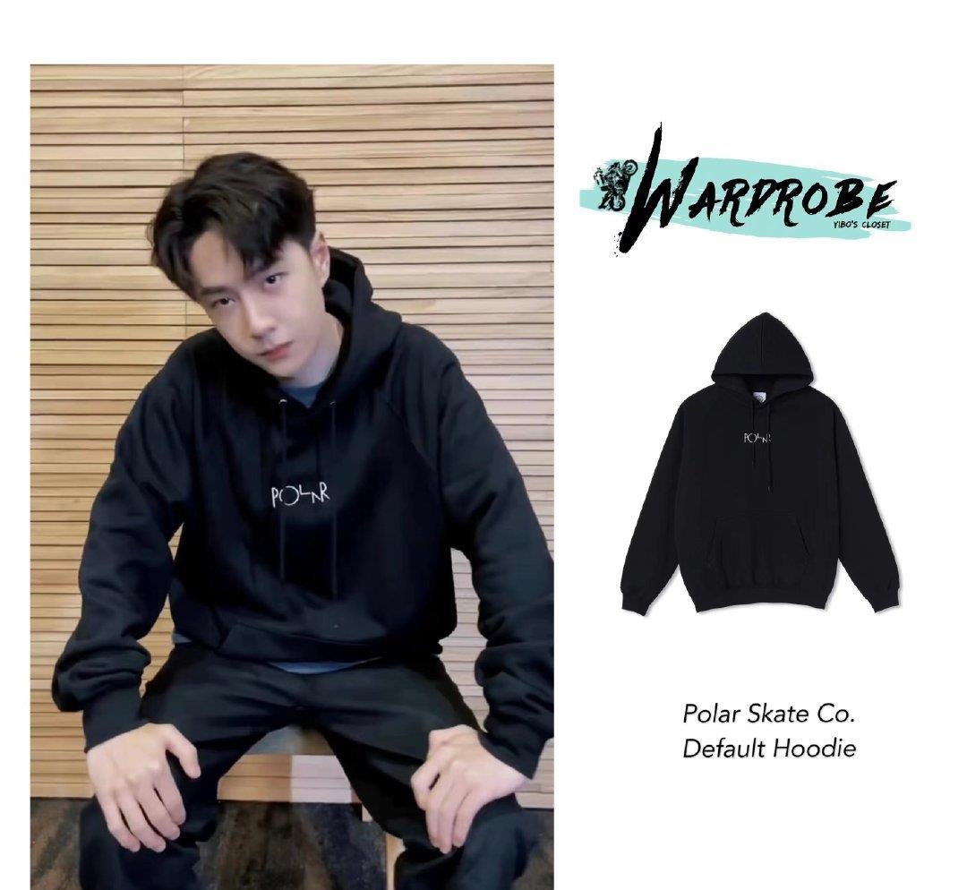 王一博|王一博全新私服出行，久违的机场照，一身黑色休闲风包裹严实