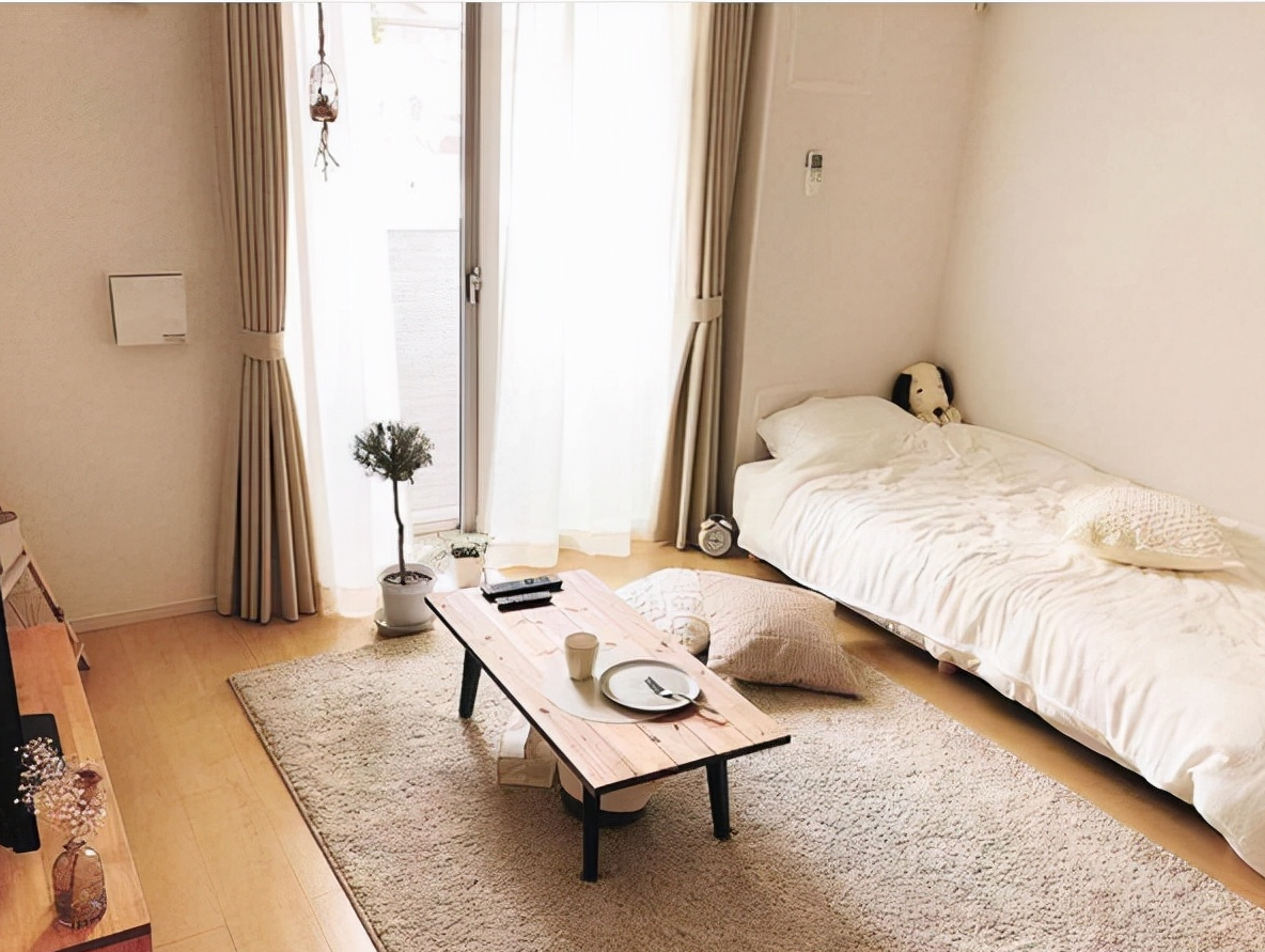 一个人的断舍离！日本女生27平“极简”小屋，看完治愈很多人