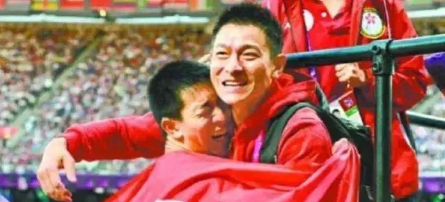 刘德华|刘德华公司里竟然养了一个闲人 得知真相后网友点赞