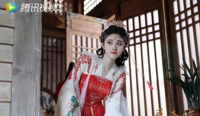 电视剧|《慕南枝》改名《嘉南传》，剧情啥的先不说，好歹主角的颜值稳了