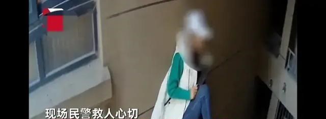 妙龄女孩被包养3年遭抛弃,民警苦劝40分钟救回:为他打掉4个孩子