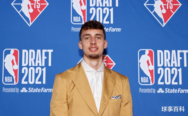 火箭队|NBA首轮菜鸟观察：13号秀砍27分 火箭榜眼表现拉胯