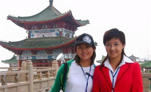 主持人|美女主持人佟瑶：在河边溺水而亡，葬礼上哭到昏厥的丈夫怎样了