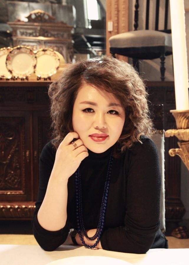 方静|《焦点访谈》主播方静，敬一丹的好同事，44岁却成了父母永远的痛