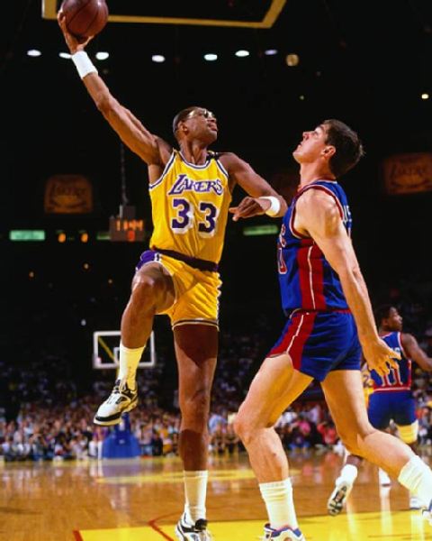 勒布朗·詹姆斯|盘点NBA各时代的第一人，90年代真的太难选择了！
