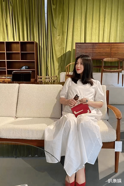 朱珠|朱珠陪老公骑马，超大孕肚像怀双胞胎，幸福吐槽：翻身都需要勇气