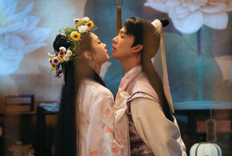 张庭|郭德纲得罪人了？郭麒麟接连被两大卫视抛弃，德云社也被随意拉踩