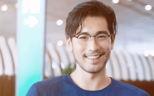 街舞|她曾被誉为“古装女神”，却被叶璇的狗毁容，如今只能出演小角色