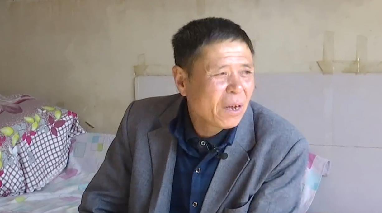 单身庄稼汉遇见63岁大妈,大妈:结婚可以,给我3万彩礼