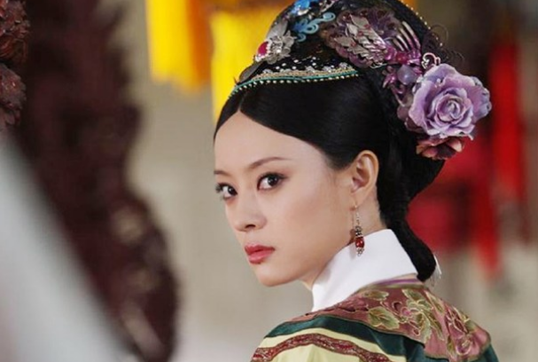 杨洋|孙俪片场哭到声音撕裂！抱着赵又廷一脸崩溃，摄影师跟着流泪