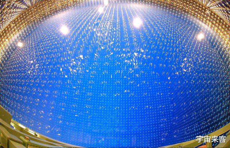 物理学的突破,瑞士科学家发现新的宇宙力,或解开四维空间奥秘