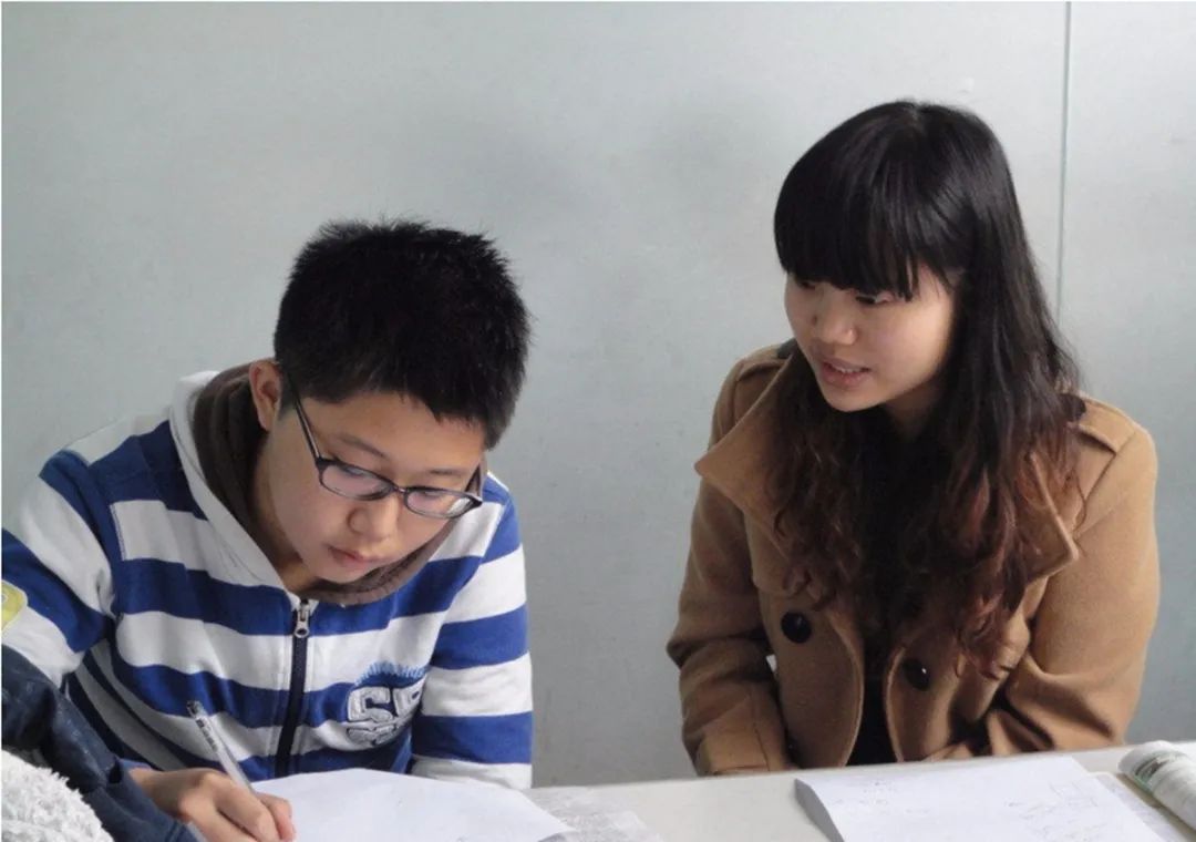 C妈学堂|“双减”政策实行后,一对一家教成潮流?请先看看教育部的回应