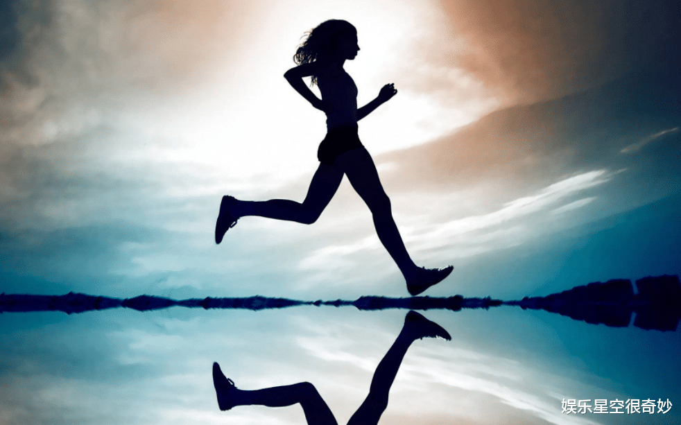 张惠妹|49岁张惠妹瘦身成功，减重50斤瘦出“V字脸”，坦言瘦身只需这2点