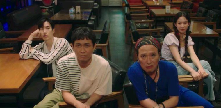 废柴舅舅|温暖韩剧《废柴舅舅》第4集：落魄小少爷和秃废舅舅互相治愈成功