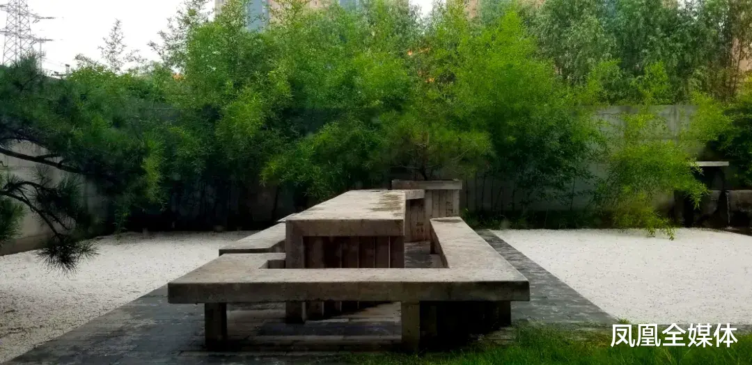 凤凰全媒体 河北籍设计师程辉获全球创意设计领域最具影响力的国际银奖
