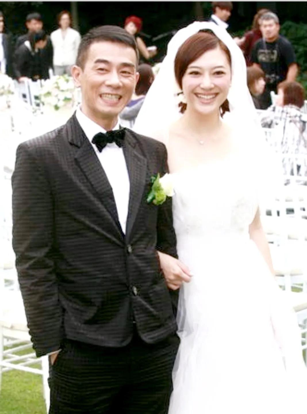 蜂蝶恋花|“披荆斩棘”陈小春: 这个丑男人，是真的帅!