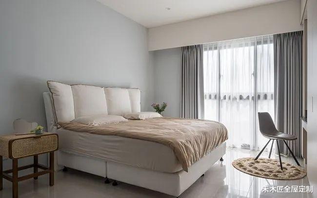 纯白+原木，打造清新治愈的家，同样简约有格调！