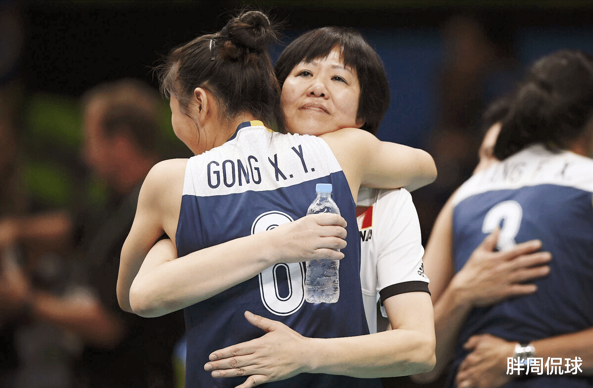 朱婷|再見劉曉彤王夢(mèng)潔！朱婷等6大核心啟程，中國(guó)女排最強(qiáng)12人亮劍