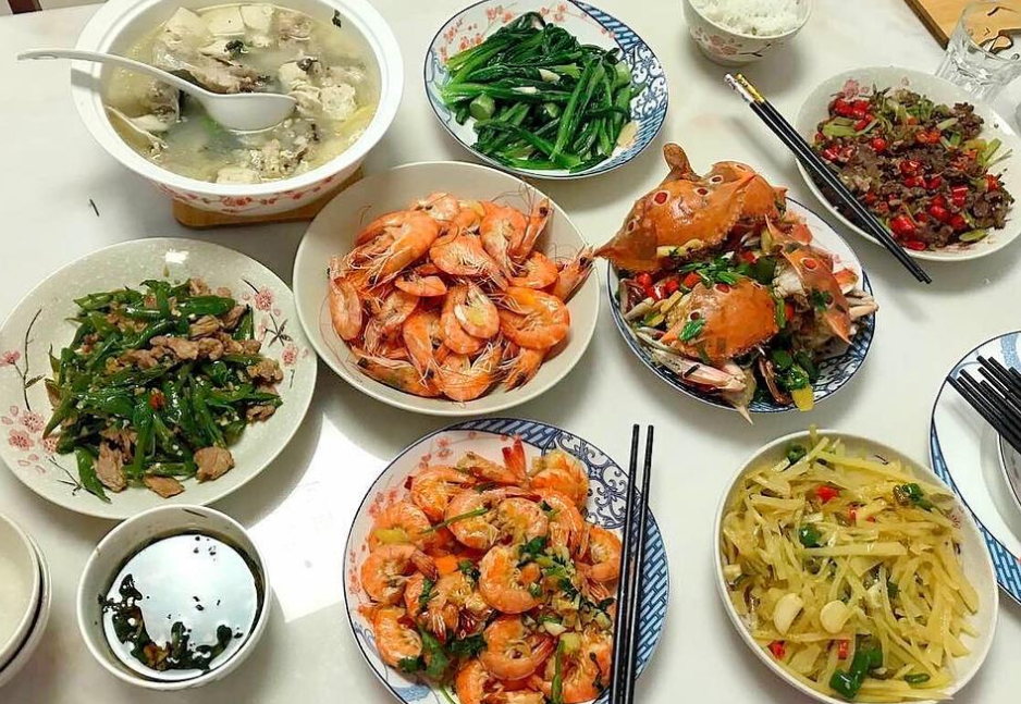 女孩|1果堪称“升糖一哥”,营养专家:不想血糖值飙高,及早纠正2大误区