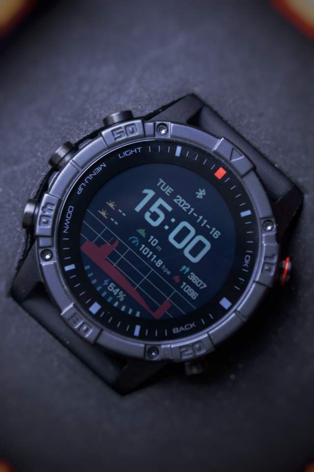 智能手表|一款功能少的心计表竟比某为还贵，细分领域的深耕才是出路