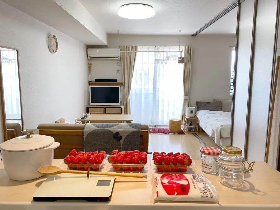 |35岁日本姑娘晒生活照：独居11年坚持断舍离，原来一个人过这么爽