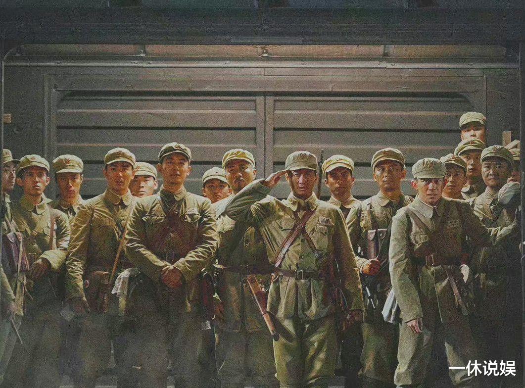 倾国倾城|《长津湖》首日票房破2亿，176分钟全程无尿点，观众却说没看够