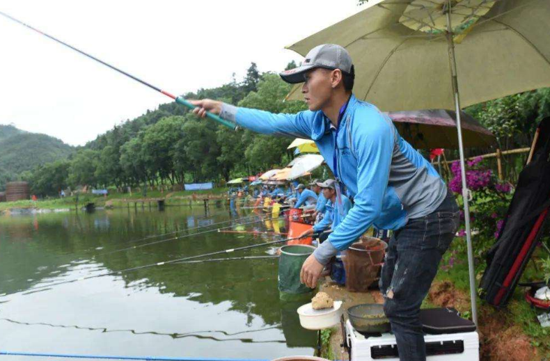 非法捕捞|钓鱼为何要找缓流, 答案就在图里! 找到缓流回水湾, 就是找到了鱼窝