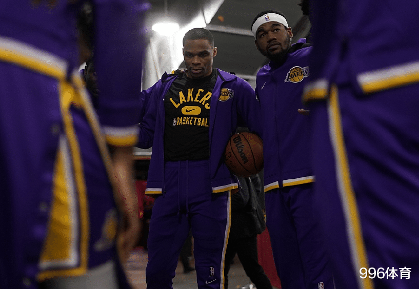 湖人隊(duì)|100秒拿10分！就在今天，NBA最難破的得分紀(jì)錄，被36歲巨星創(chuàng)造了