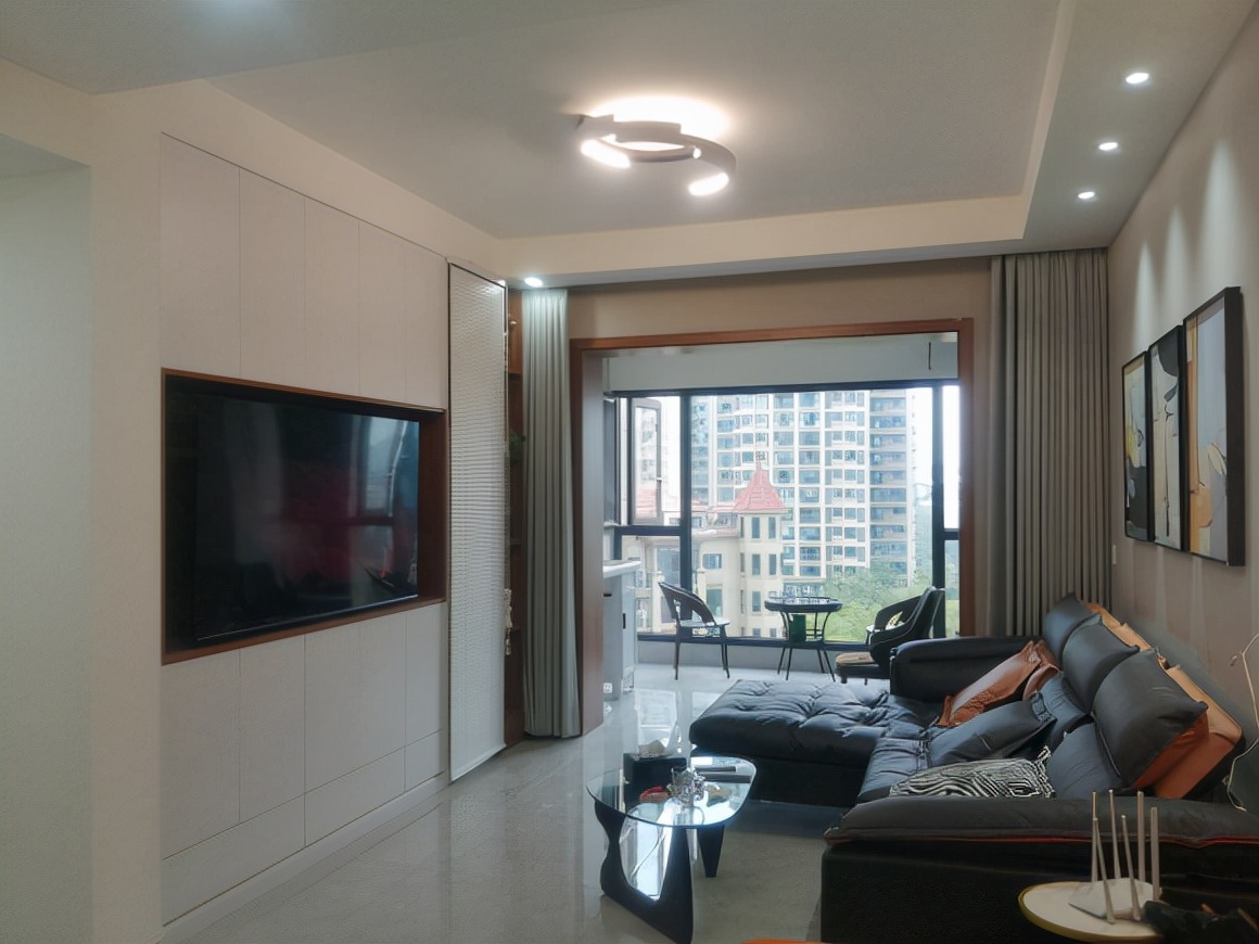 自己买家具家电、主灯、窗烟机灶具，剩下全包，总花9万