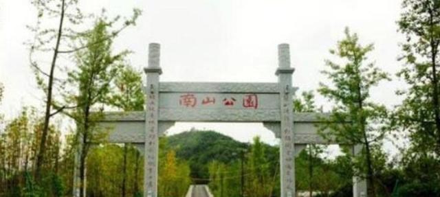 小伙吃鱼不吐刺 湖北晨跑失联女孩死因疑点重重，家长悲痛欲绝，网友提出一点质疑