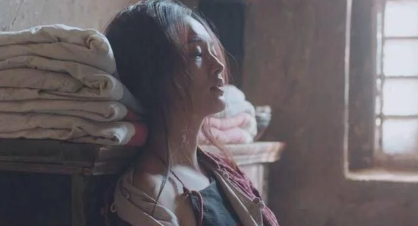 田小娥|田小娥被折腾一日，浑身虚弱躺在床上被杀，《白鹿原》为何这么写