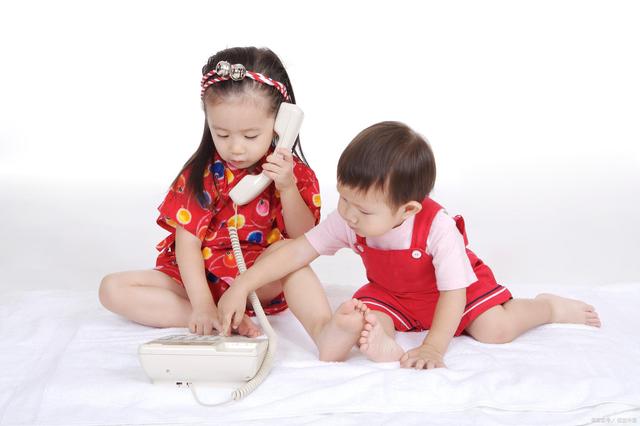 快乐糖果妈咪|当孩子说：不喜欢爸爸妈妈，父母该怎么解决呢？