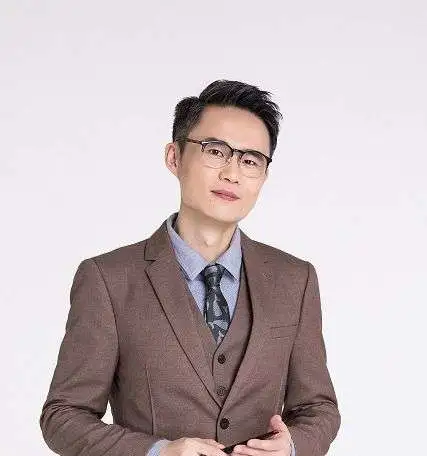 吴亦凡|吴亦凡：“谈恋爱吗？送你坐10年大牢的那种。”