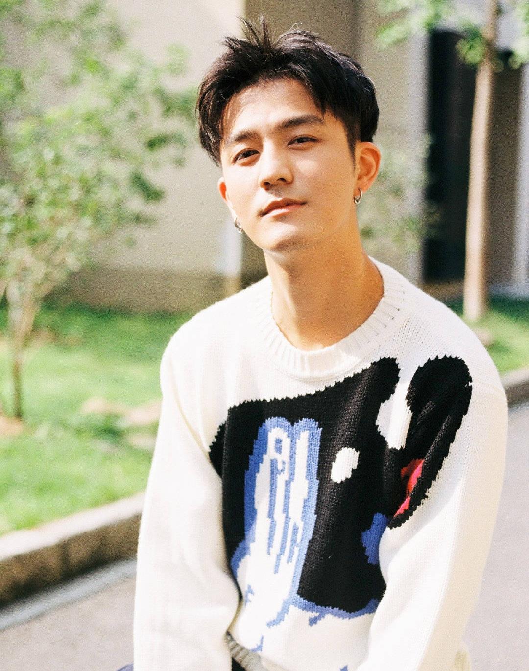 周楠|上戏老师参加恋综，形象气质令人惊艳，首播好感度排名却出人意料