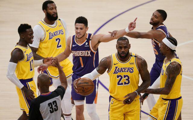 布克|美媒建议NBA禁赛布克，他早已是惯犯，詹姆斯和哈登都曾遭其毒手