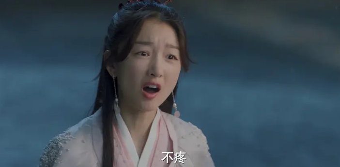 周冬雨|《千古玦尘》首播:周冬雨“火力全开”,许凯面无表情!