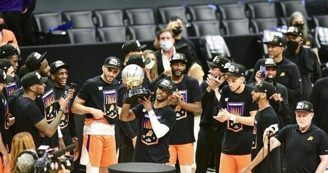 清浅微笑的我|放弃4400万,降薪帮球队夺冠!保罗做出决定,不想让火箭一幕重演