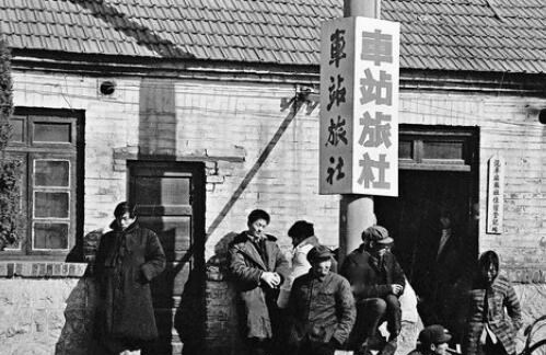 1996年电击杀手落网:窜7省杀25人,被抓时身戴佛像跪求警方饶命