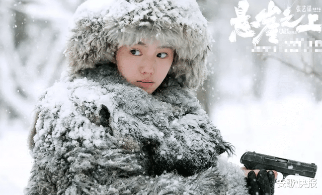 张子枫|3小时票房破1亿！张子枫也自叹不如，这个女网红成新“票房锦鲤”