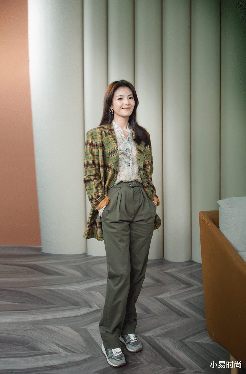 穿衣搭配|难怪刘涛能演玛丽苏！这经典西装穿搭，还真是职场大姐大