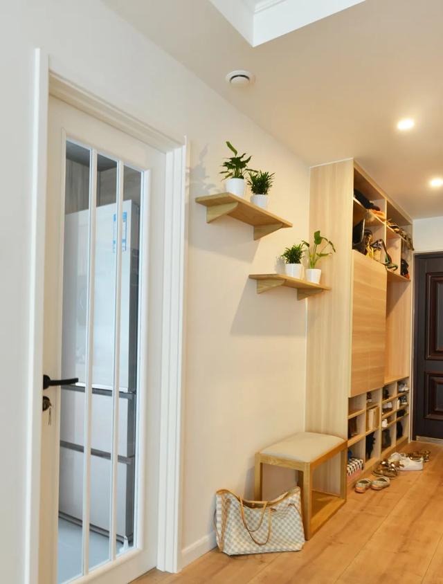 |70㎡简约原木风，远离喧嚣的宁静，自然舒适的怡情