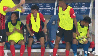 中超|6-1，3-1！中超夺冠热门太强：4大外援集体爆发，土炮轰2球
