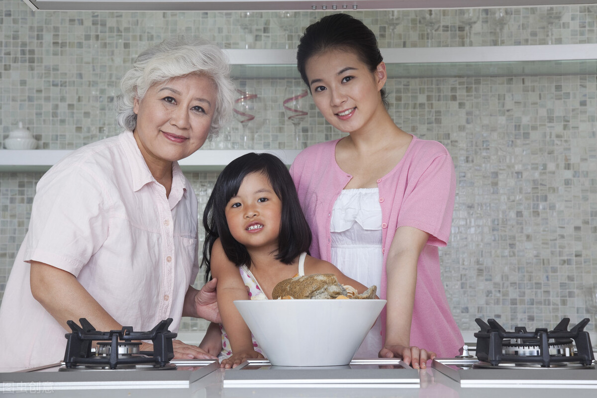 情感故事糖糖 婆媳相处一个残酷的事实，谁有钱谁说了算