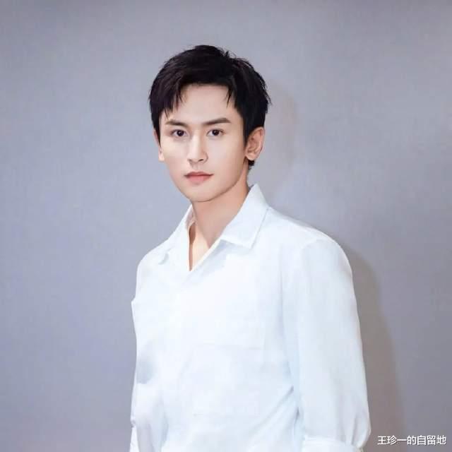 郑爽|2021年“原形毕露”的8位明星，没有一个值得同情，郑爽还不算最过分