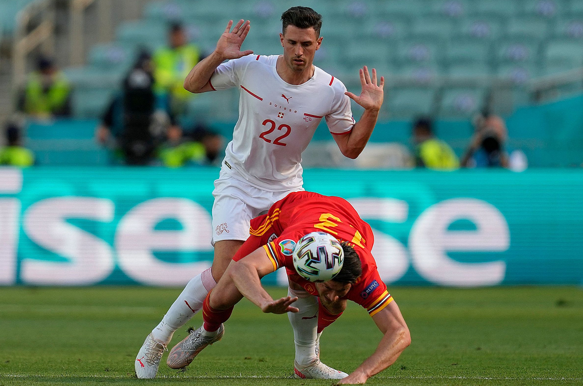 歐洲杯|9比18！歐洲杯黑馬搶1分，高中鋒救主，關(guān)鍵改判扼殺神奇換人