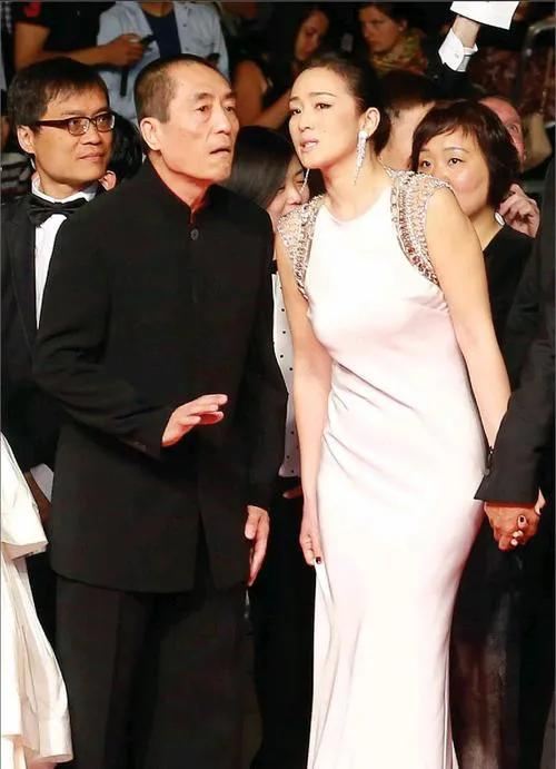 |娱乐圈六对年龄差距大的情侣，都是狠人，最大差49岁，最小差20岁！