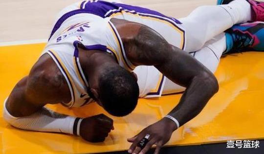 湖人隊|骨裂！湖人再傷一員，缺席球員年薪高達7700萬