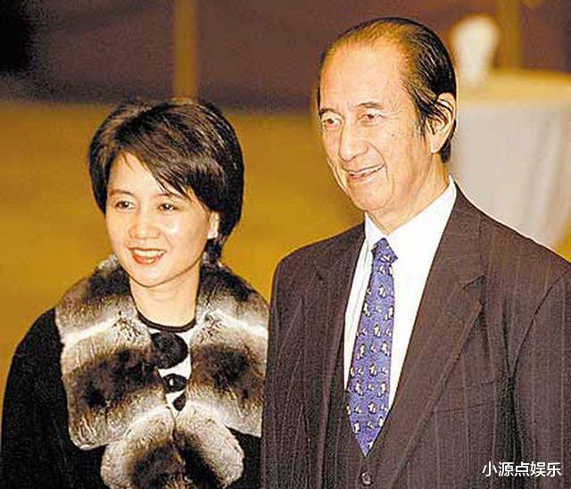 关晓彤|何鸿燊爱过黎婉华吗？