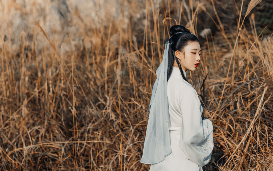 大唐豪放女鱼玄机: 从才女到色尼,只因3次错爱心碎堕落、放荡纵欲