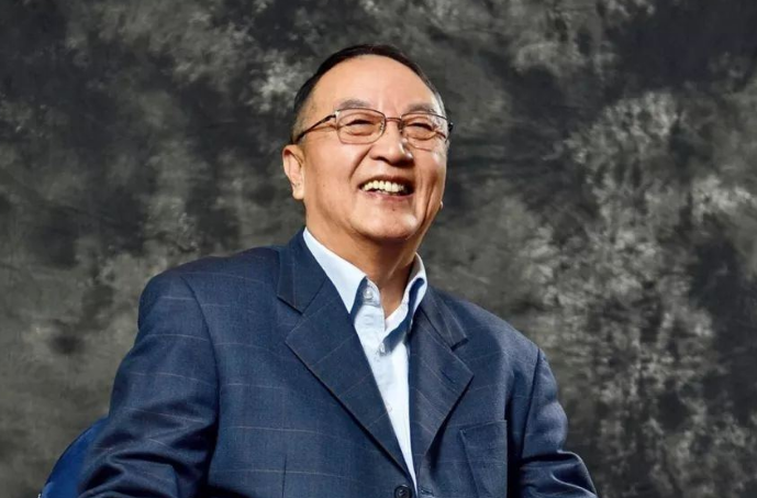 柳传志|6亿卖掉联想手机,一年后双倍买回,柳传志在玩什么花样?